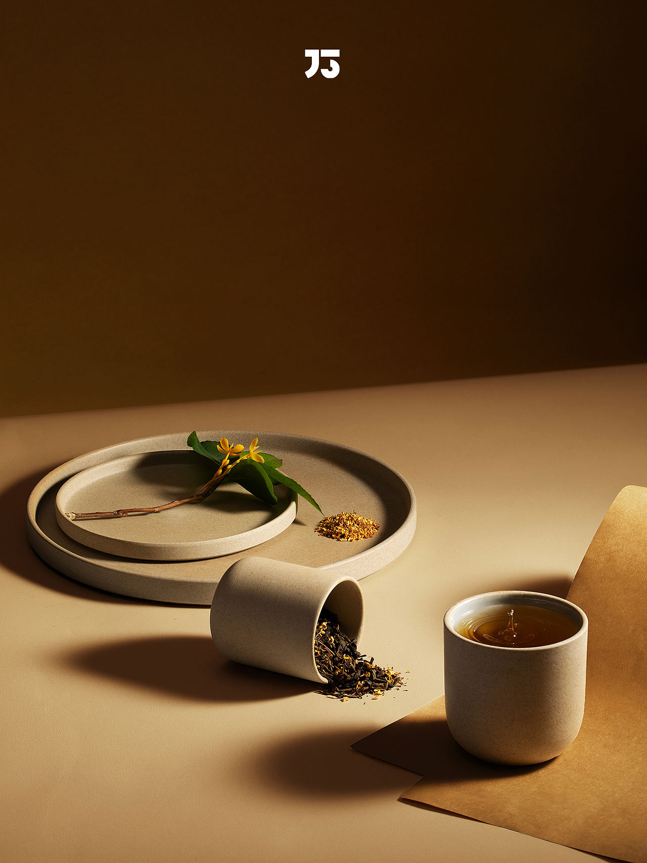饮品人像 / 沪上阿姨五黄养生瓶（图ZMzk4MjQ3MTky） - 产品摄影 - 站酷设计师J3studio原创素材 - 站酷ZCOOL