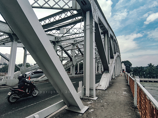 喧杂中的庄严|马尼拉城市掠影