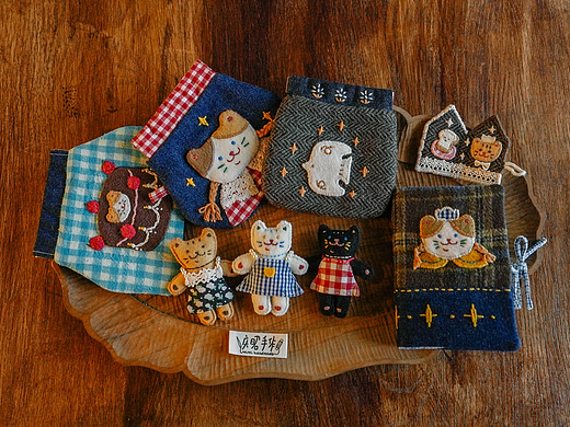 原创布艺拼贴画《咪咪深夜面包店》