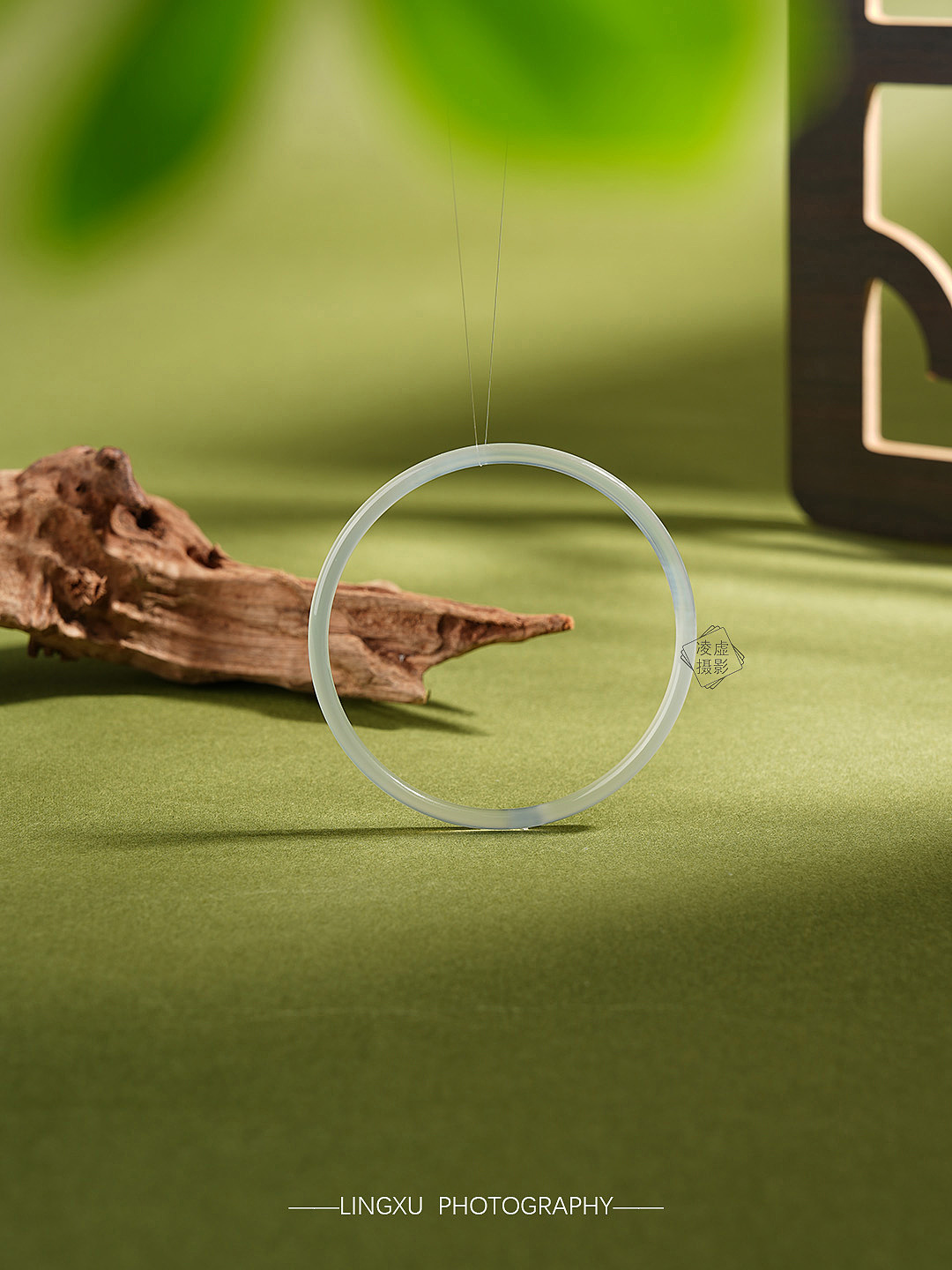 玛瑙手镯的通透感