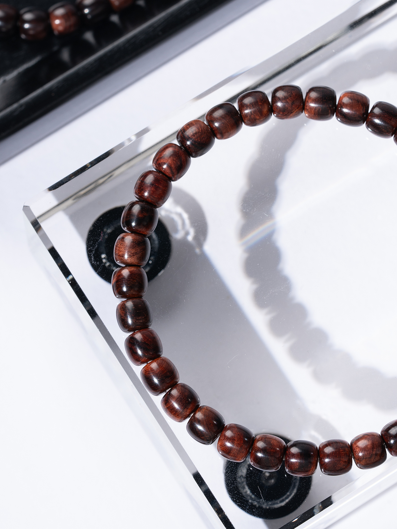 一些黄花梨文玩手串白底图