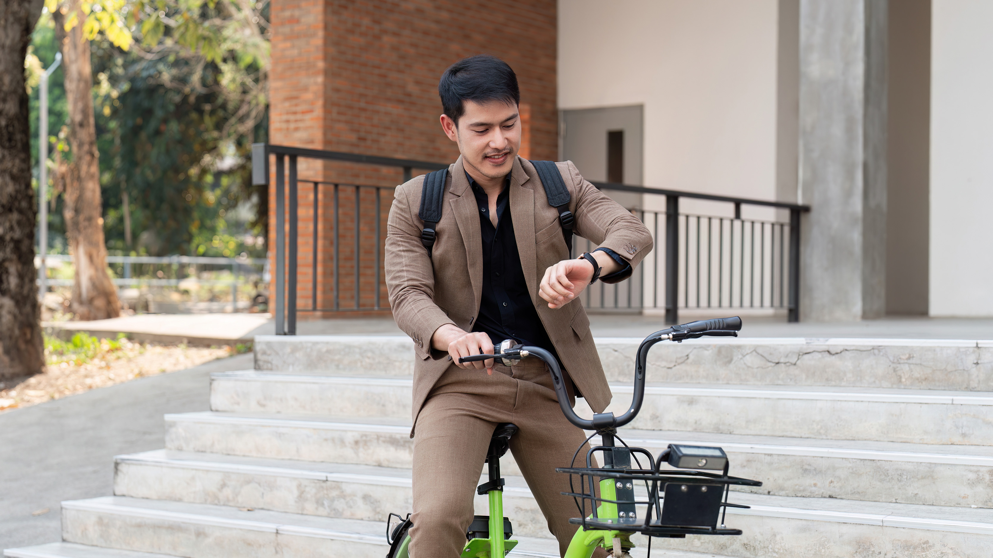 「出门只带一块表！」览邦Watch Ultra插卡通话，通勤健身逛街都方便～（图ZMTUyNjkxMDg=） - 资讯 - 站酷设计师来这个世界看看原创素材 - 站酷ZCOOL