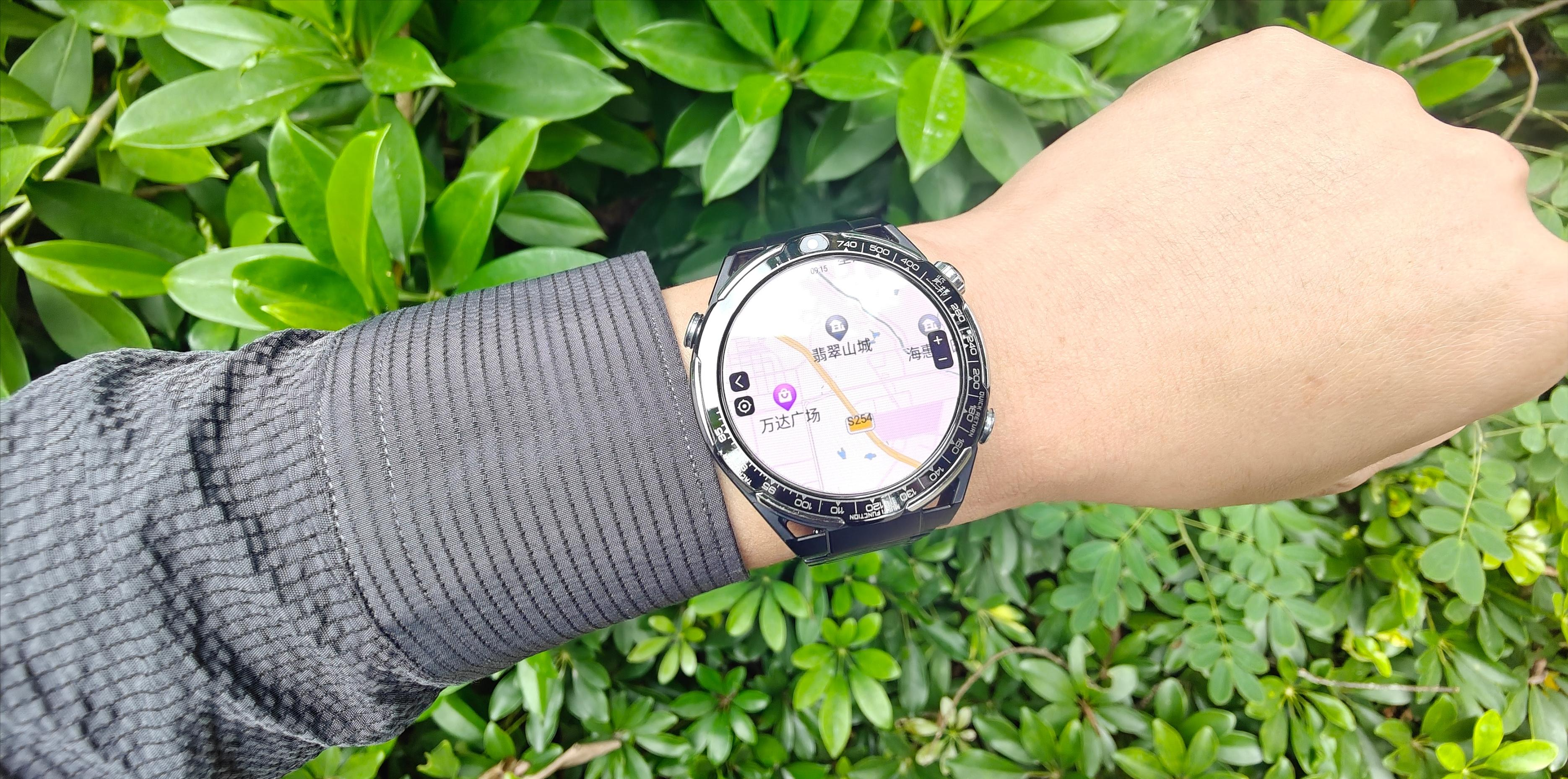 穿西服逛小区，这块表替我“藏”了手机：导航/支付/拍照/AI，全在腕间～（图ZMTUyNjk0NDQ=） - 资讯 - 站酷设计师来这个世界看看原创素材 - 站酷ZCOOL