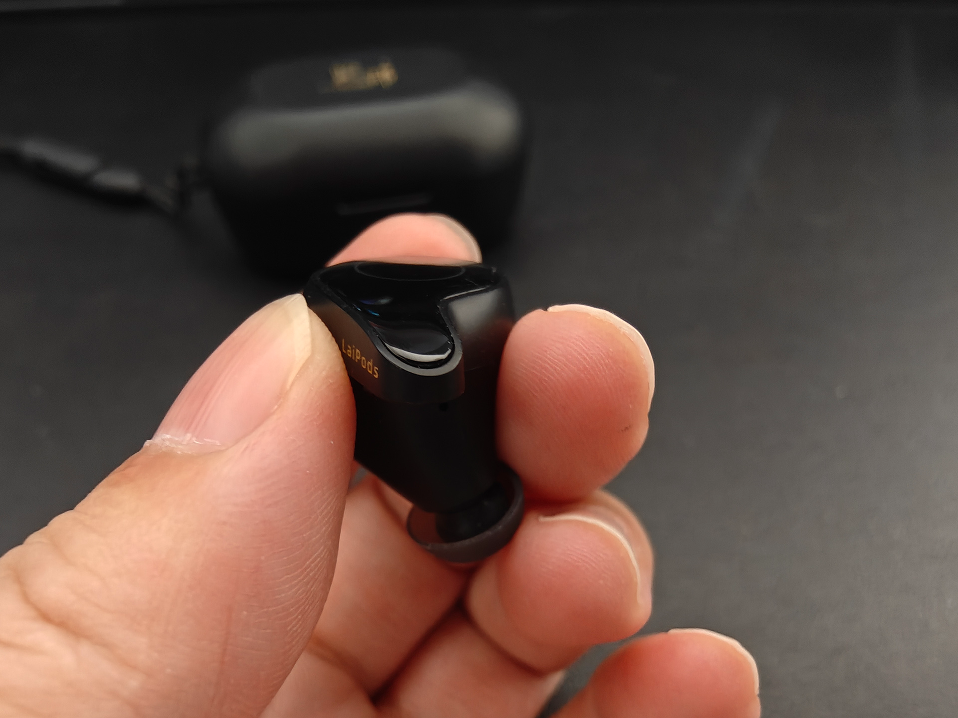 2025年双十一必看！高品质蓝牙耳机选购推荐指南：这5款音质/降噪/续航全拉满，值得买（图ZMTUyNzAxNjA=） - 资讯 - 站酷设计师来这个世界看看原创素材 - 站酷ZCOOL