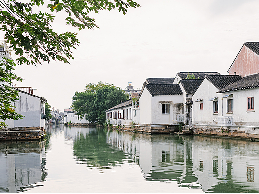 看日出日落，人间烟火如常