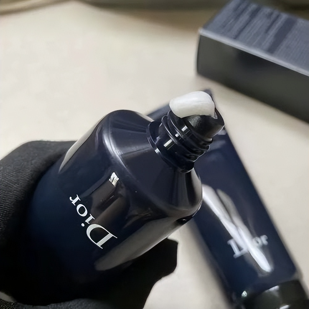 干货分享｜2025年挖到2款男士宝藏洗面奶，享受奢宠护肤新体验！