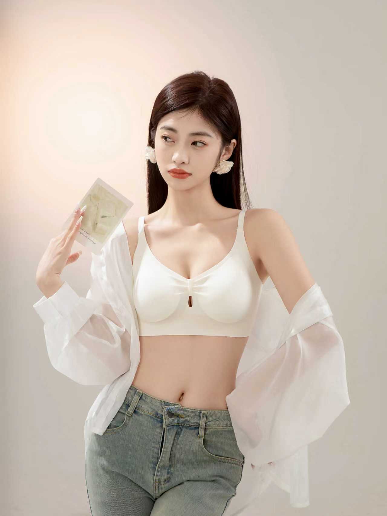 内衣拍摄案例分享/商业摄影（图ZMzk4NjQ1NDI4） - 人像摄影 - 站酷设计师虑嗅摄影周原创素材 - 站酷ZCOOL