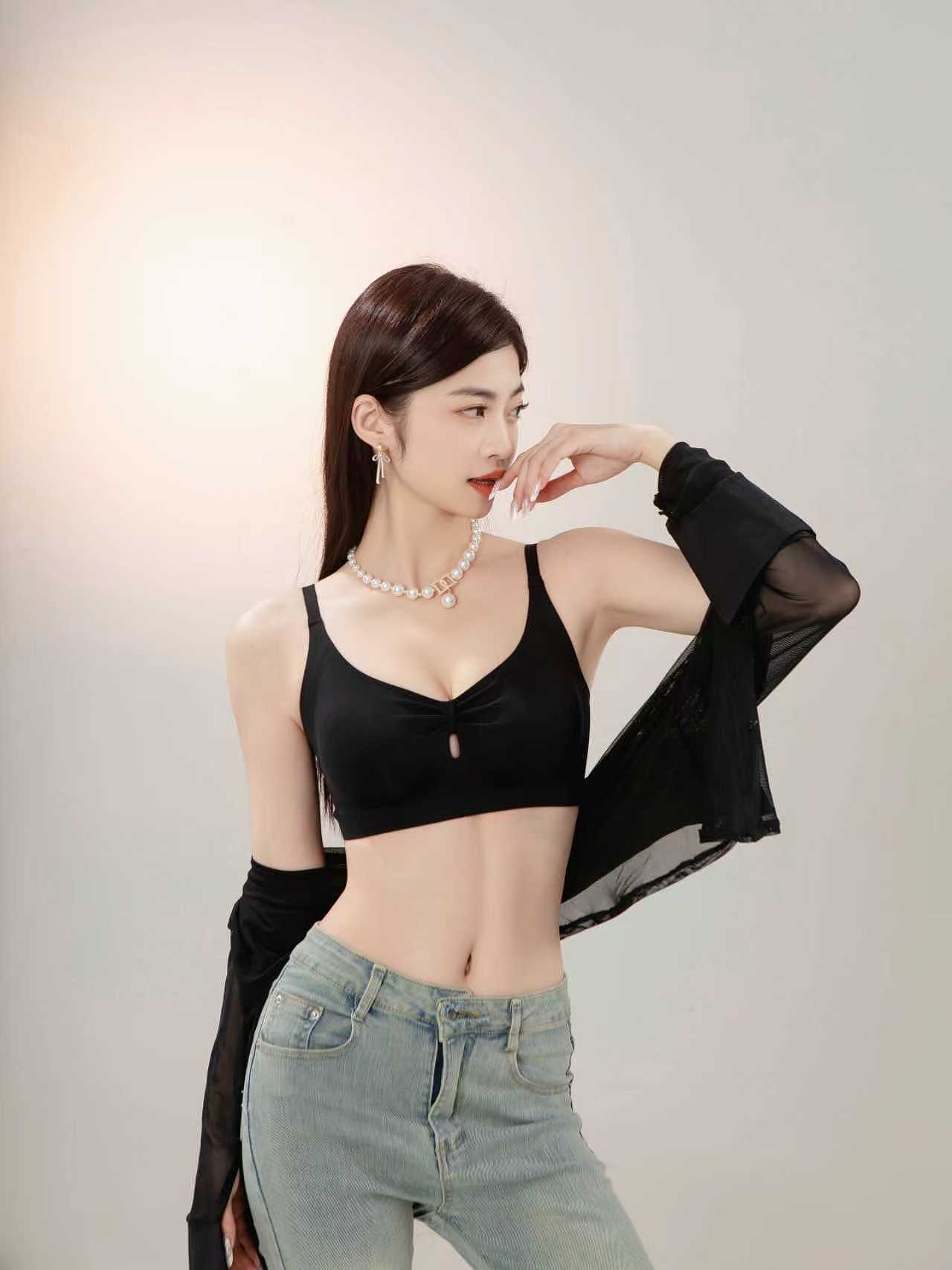 内衣拍摄案例分享/商业摄影（图ZMzk4NjQ1NDE2） - 人像摄影 - 站酷设计师虑嗅摄影周原创素材 - 站酷ZCOOL