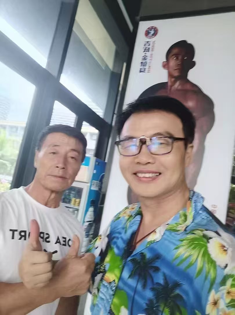 相聚三亚,吴俊彬2021年中秋拜访杨新民老师,