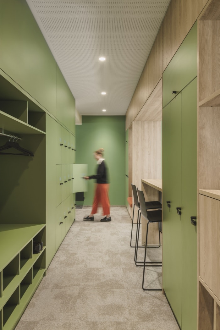 办公楼装修：浅深地毯引导动线 打造直觉式空间导航系统（图ZMTUyNzU2ODA=） - 资讯 - 站酷设计师凯悦办公装修原创素材 - 站酷ZCOOL