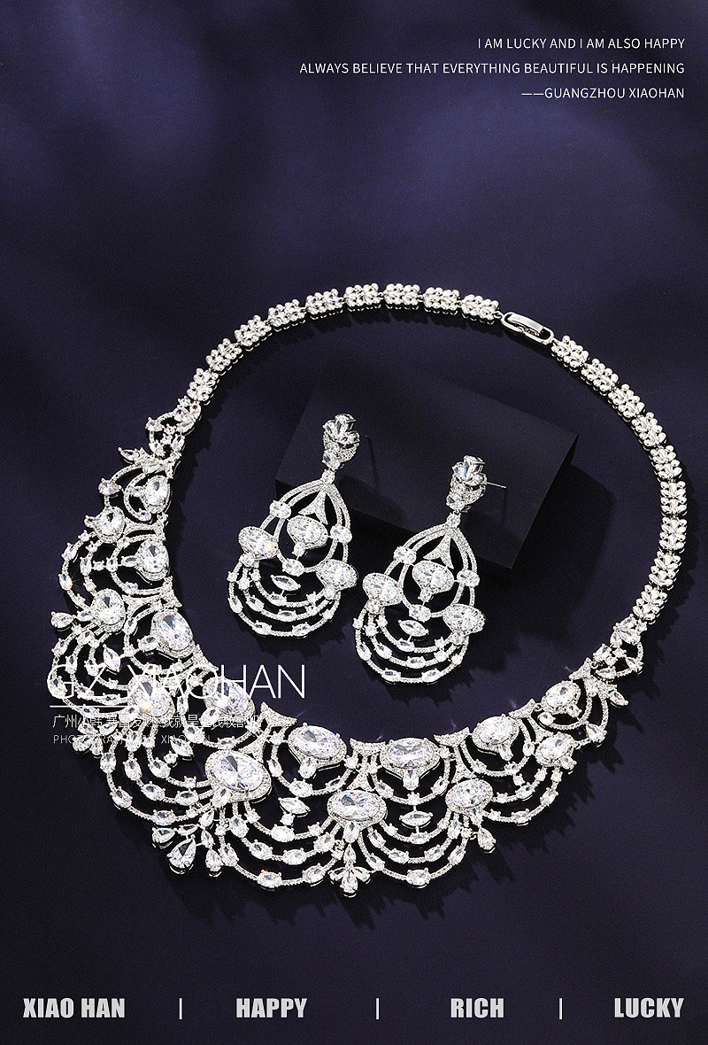 珠宝首饰摄影 彩色钻石套装 彩宝 施华洛世奇 豪华套装（图ZMzk4NjgzNzA4） - 产品摄影 - 站酷设计师广州小韩原创素材 - 站酷ZCOOL