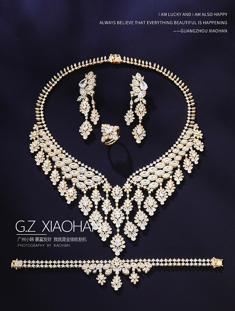 珠宝首饰摄影 彩色钻石套装 彩宝 施华洛世奇 豪华套装（图ZMzk4NjgzNzI0） - 产品摄影 - 站酷设计师广州小韩原创素材 - 站酷ZCOOL