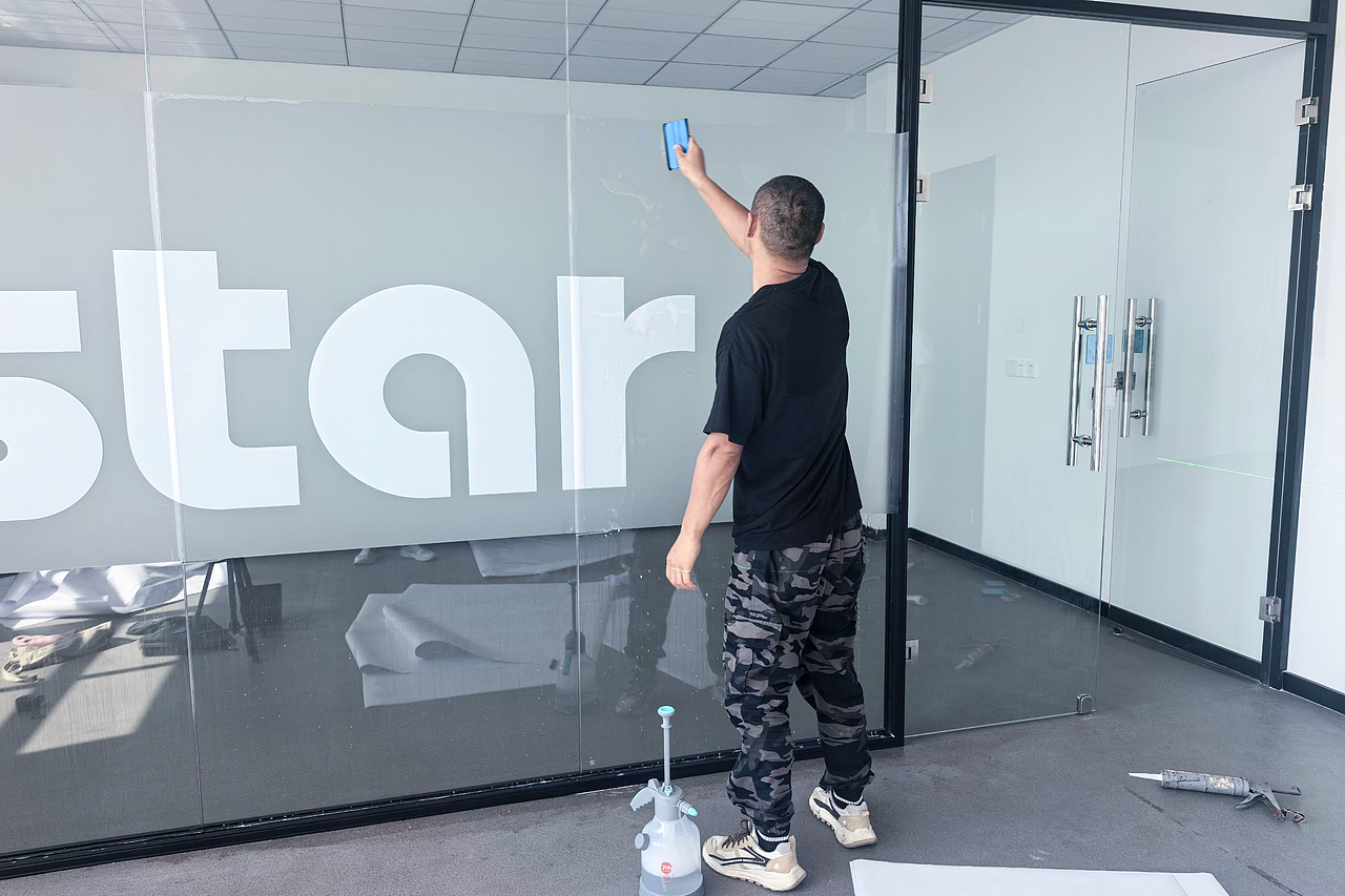 科星材料×Deno | 新办公区导视设计