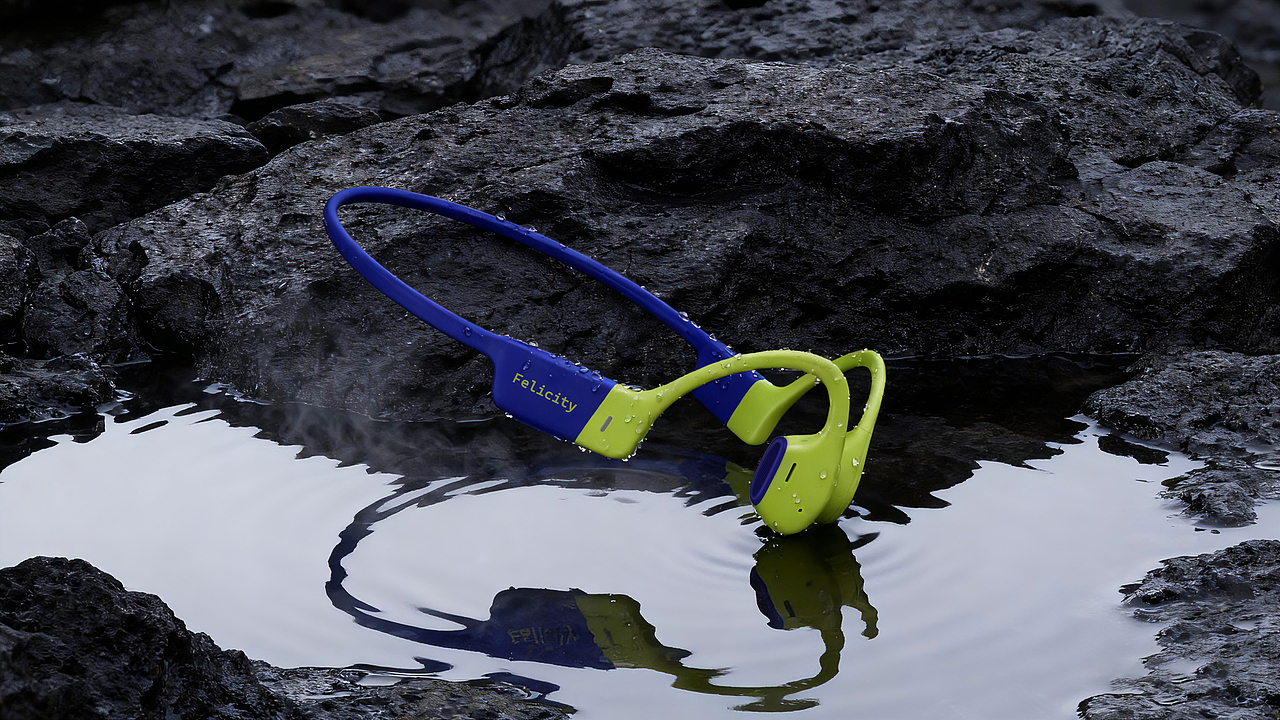 一款“听得清、戴得久、看得美”的新一代智能骨传导耳机。