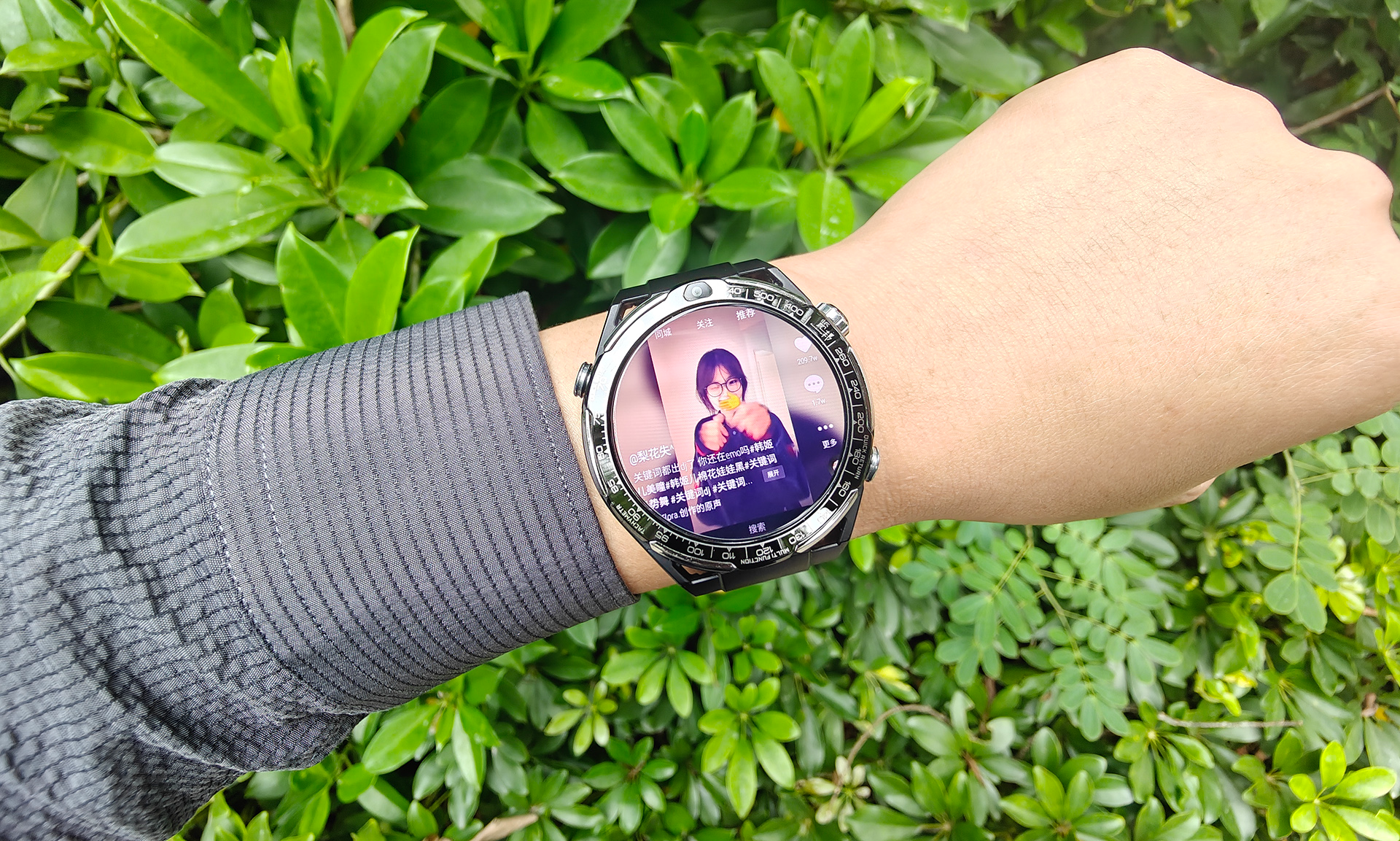 盘点2025年智能手表怎么选？双十一这2款旗舰，闭眼入不踩雷！（图ZMTUyNzYyNzI=） - 资讯 - 站酷设计师来这个世界看看原创素材 - 站酷ZCOOL