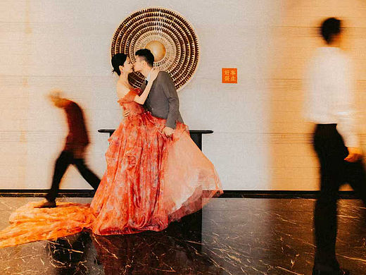 捕捉“真实瞬间”比摆拍更动人