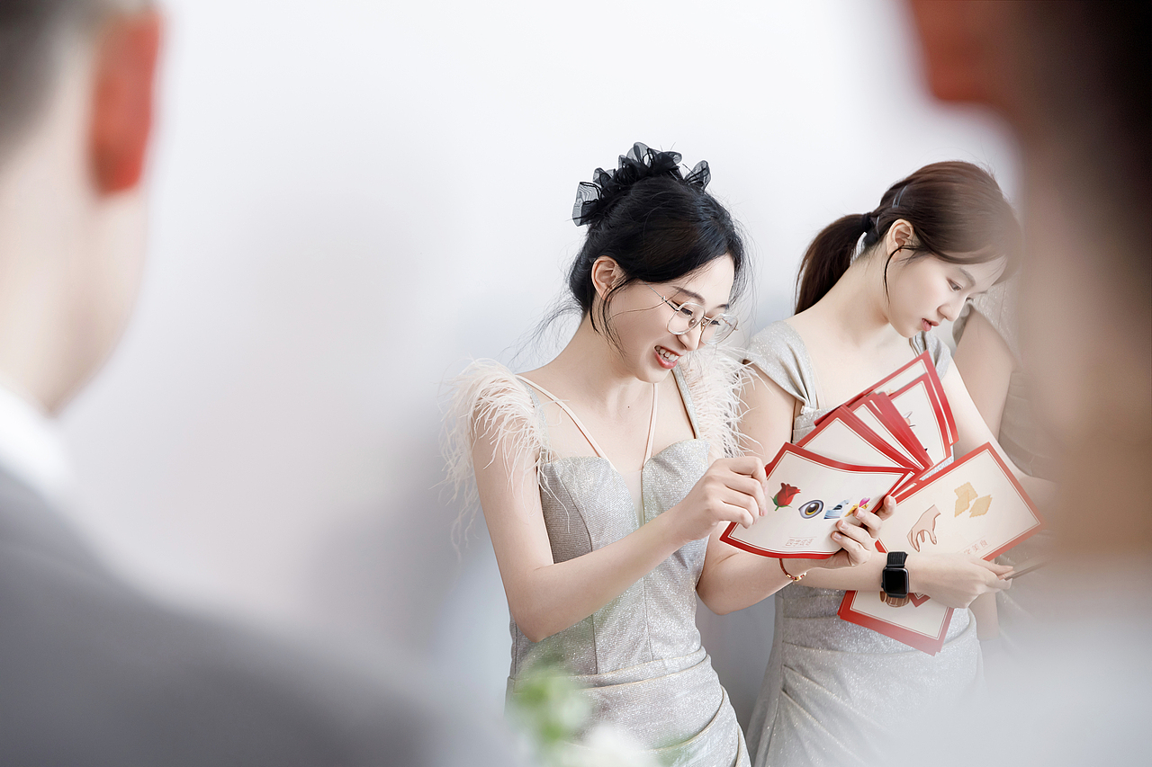 捕捉“真实瞬间”比摆拍更动人