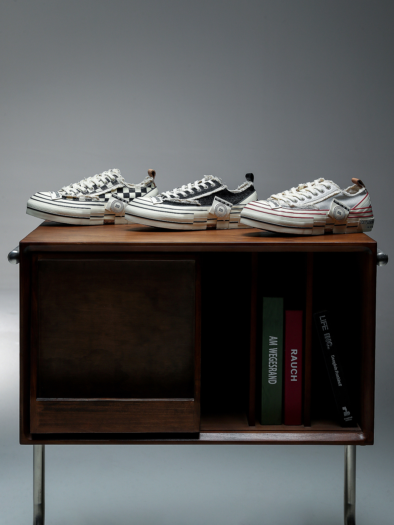 产品鞋子拍摄运动鞋板鞋电商摄影（图ZMzk4NzU2NjU2） - 产品摄影 - 站酷设计师摄影师小助助原创素材 - 站酷ZCOOL