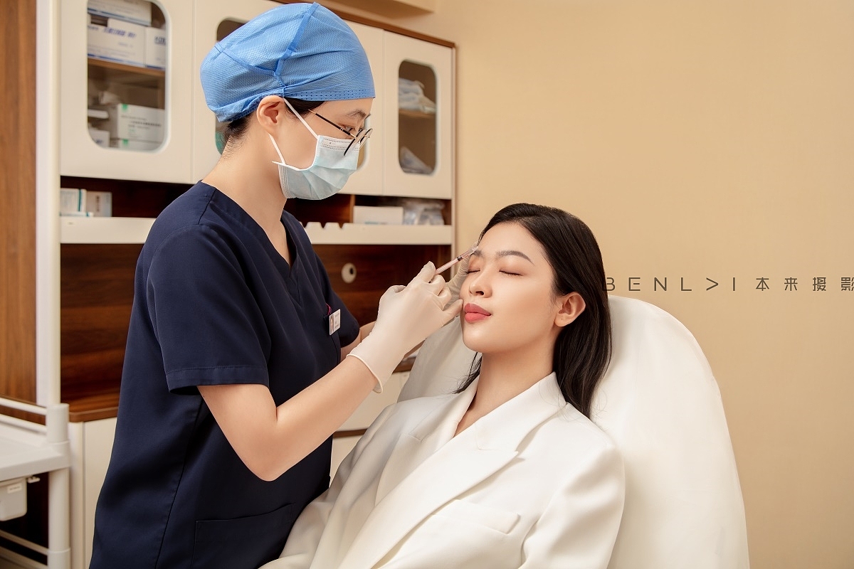 各种医疗设备摄影 医疗设备产品摄影 医疗模特使用图