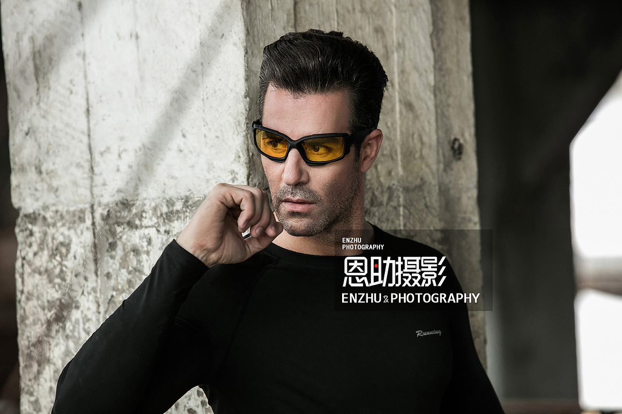 眼镜外模拍摄运动款服装摄影（图ZMzk4Nzg4ODg0） - 人像摄影 - 站酷设计师摄影师小助助原创素材 - 站酷ZCOOL