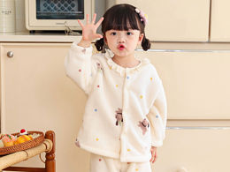 女童家居服拍照兒童睡衣攝影