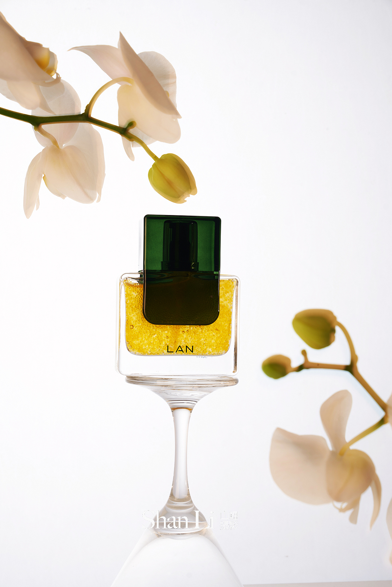Lan 兰时光油 产品拍摄（图ZMzk4ODQ5OTA0） - 产品摄影 - 站酷设计师山鲤摄影商拍版原创素材 - 站酷ZCOOL