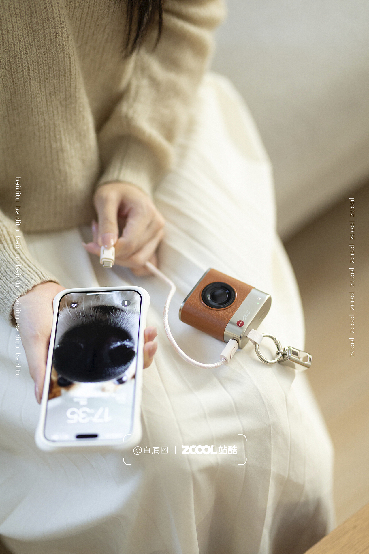 向物自带线充电宝