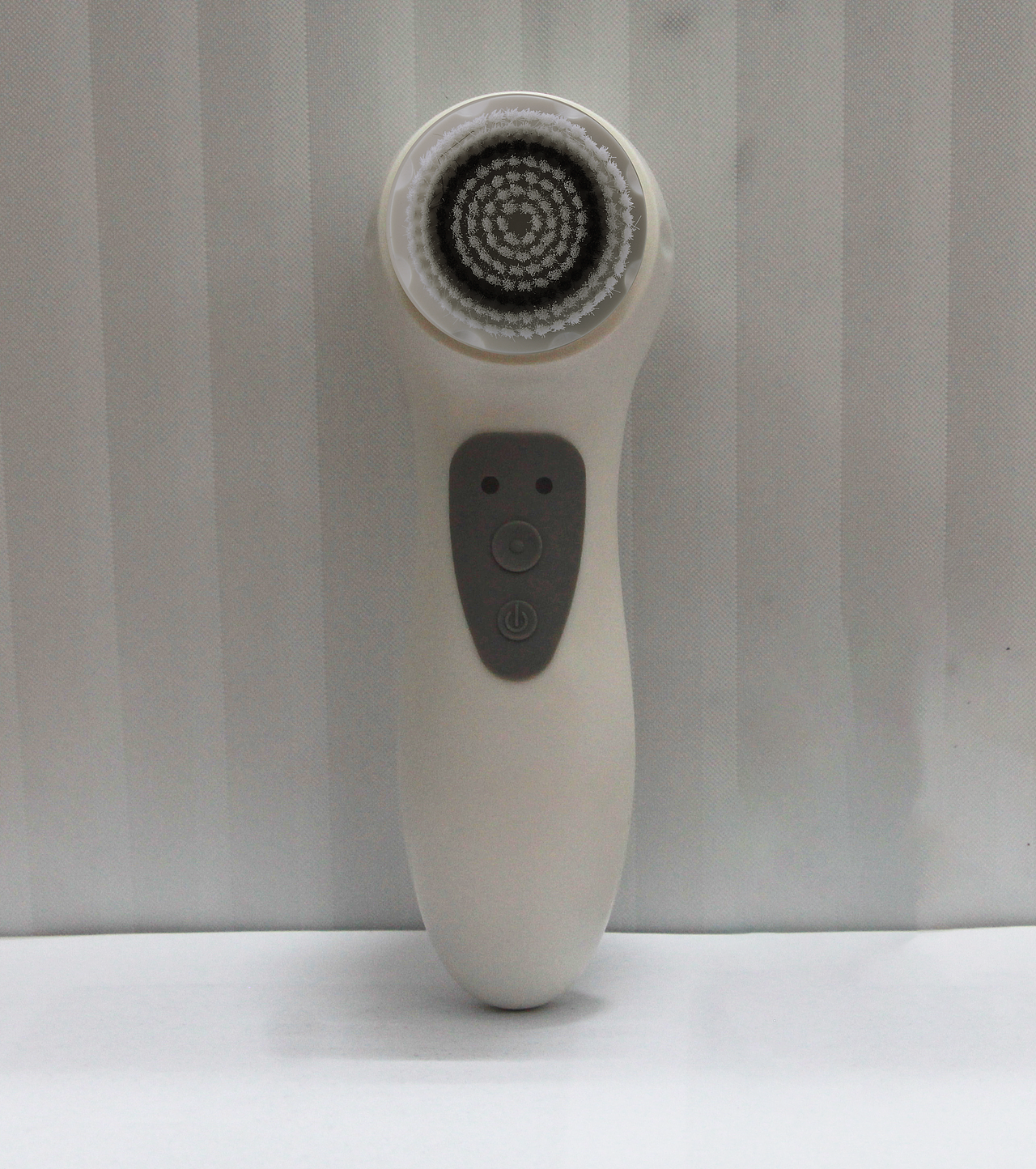 电商洗脸仪产品精修图（图ZMzk4OTk5MjEy） - 海报 - 站酷设计师轻松熊想轻松原创素材 - 站酷ZCOOL