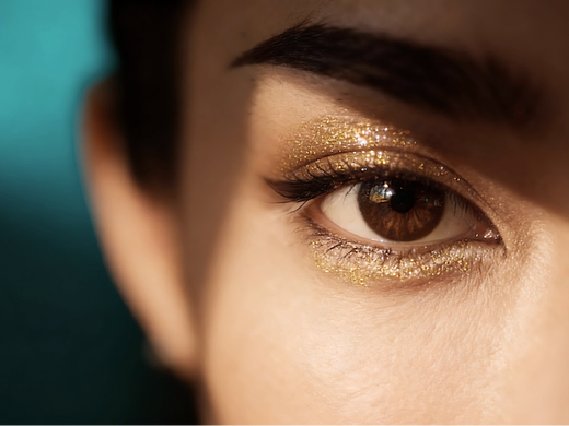 《一抹国色 尽展东方韵致》