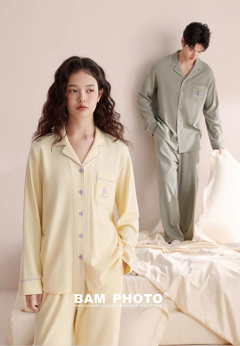 摄影｜家居服拍摄｜极简风｜氛围舒适感拍摄📸（图ZMzk5MDIwNzI4） - 品牌 - 站酷设计师和光白马工作室原创素材 - 站酷ZCOOL