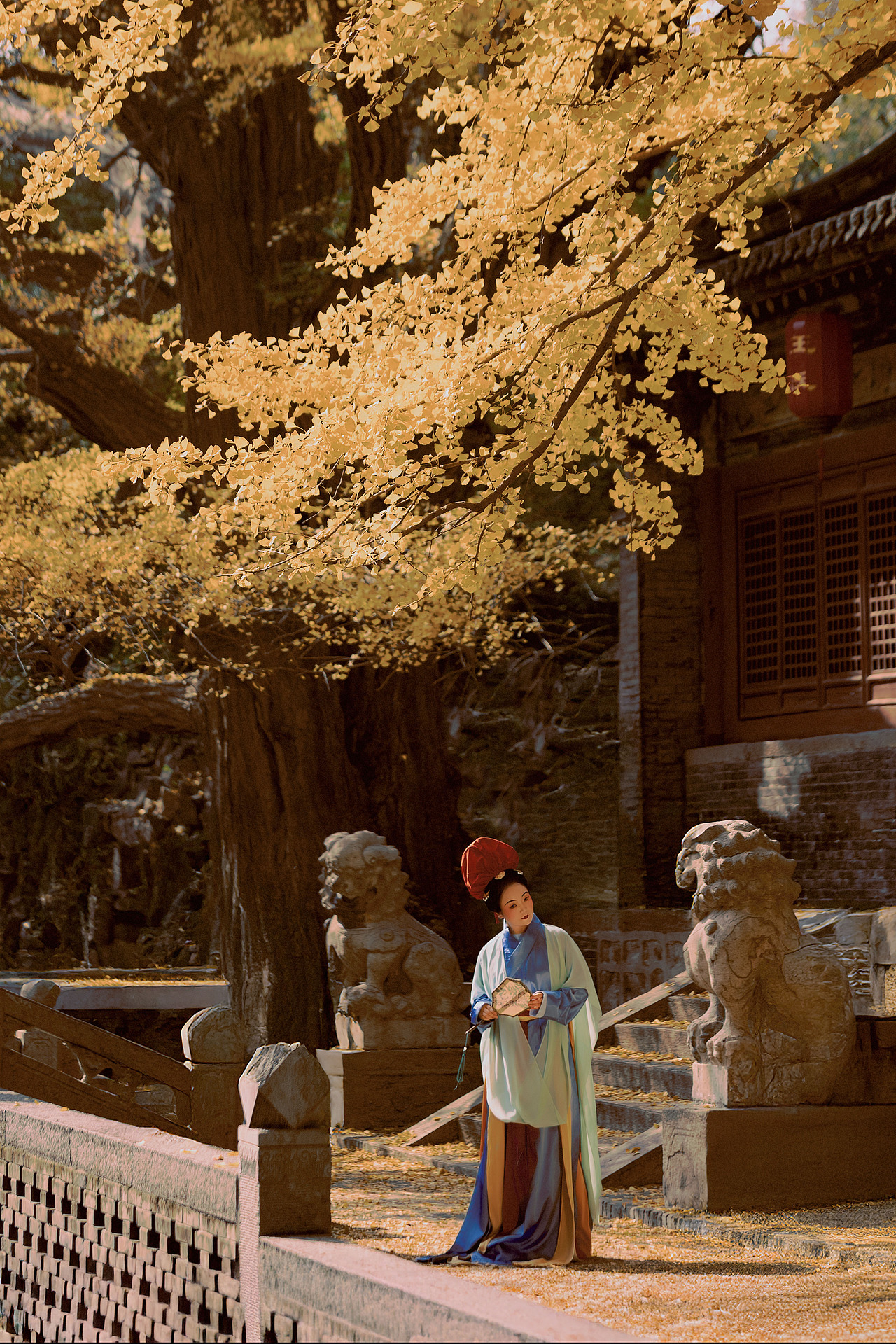 仿晋祠宋塑侍女