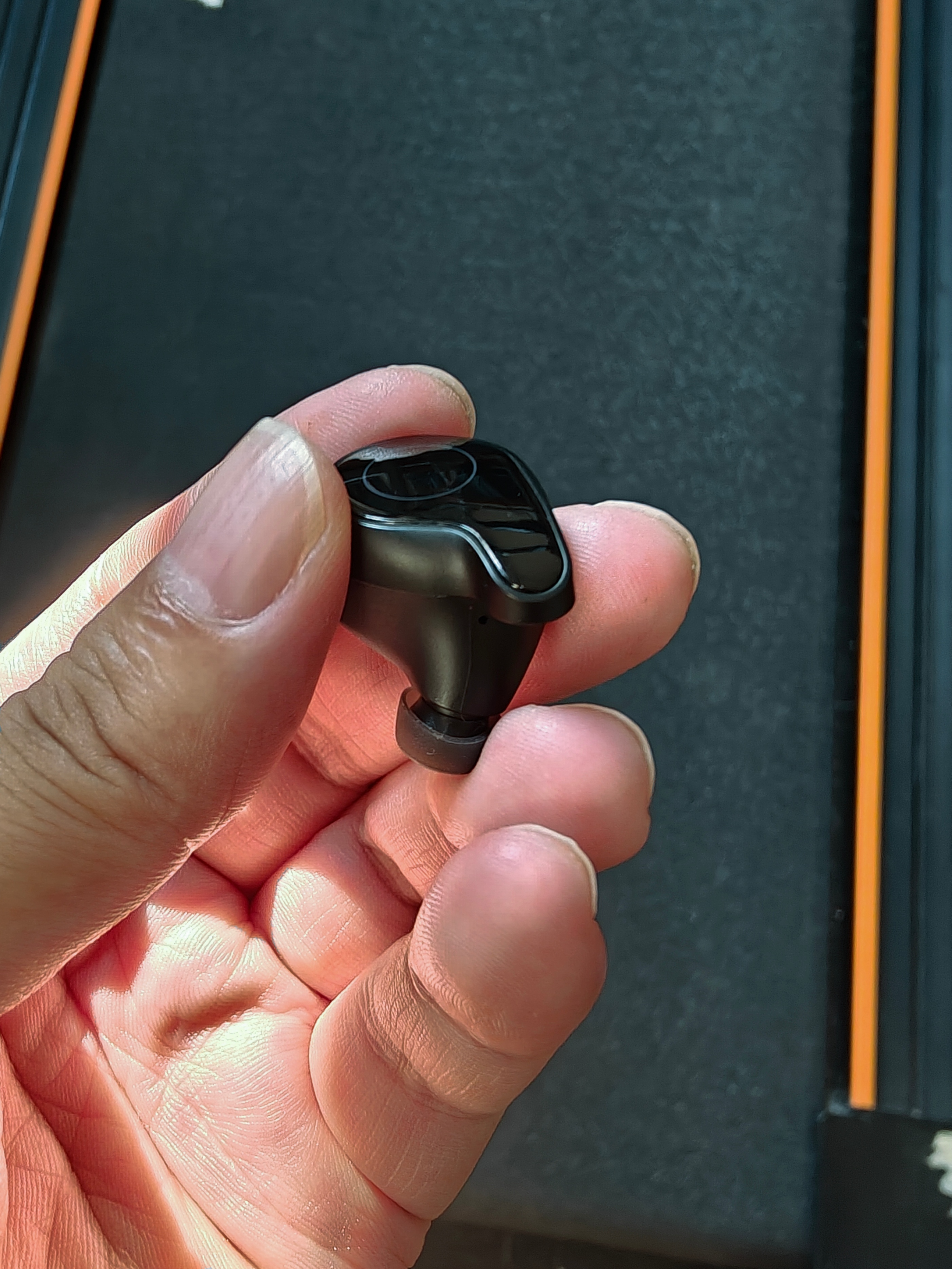 这蓝牙耳机一戴，音质天花板，世界都安静了！耳朵怀孕的听觉享受（图ZMTUyODIzNjQ=） - 资讯 - 站酷设计师来这个世界看看原创素材 - 站酷ZCOOL