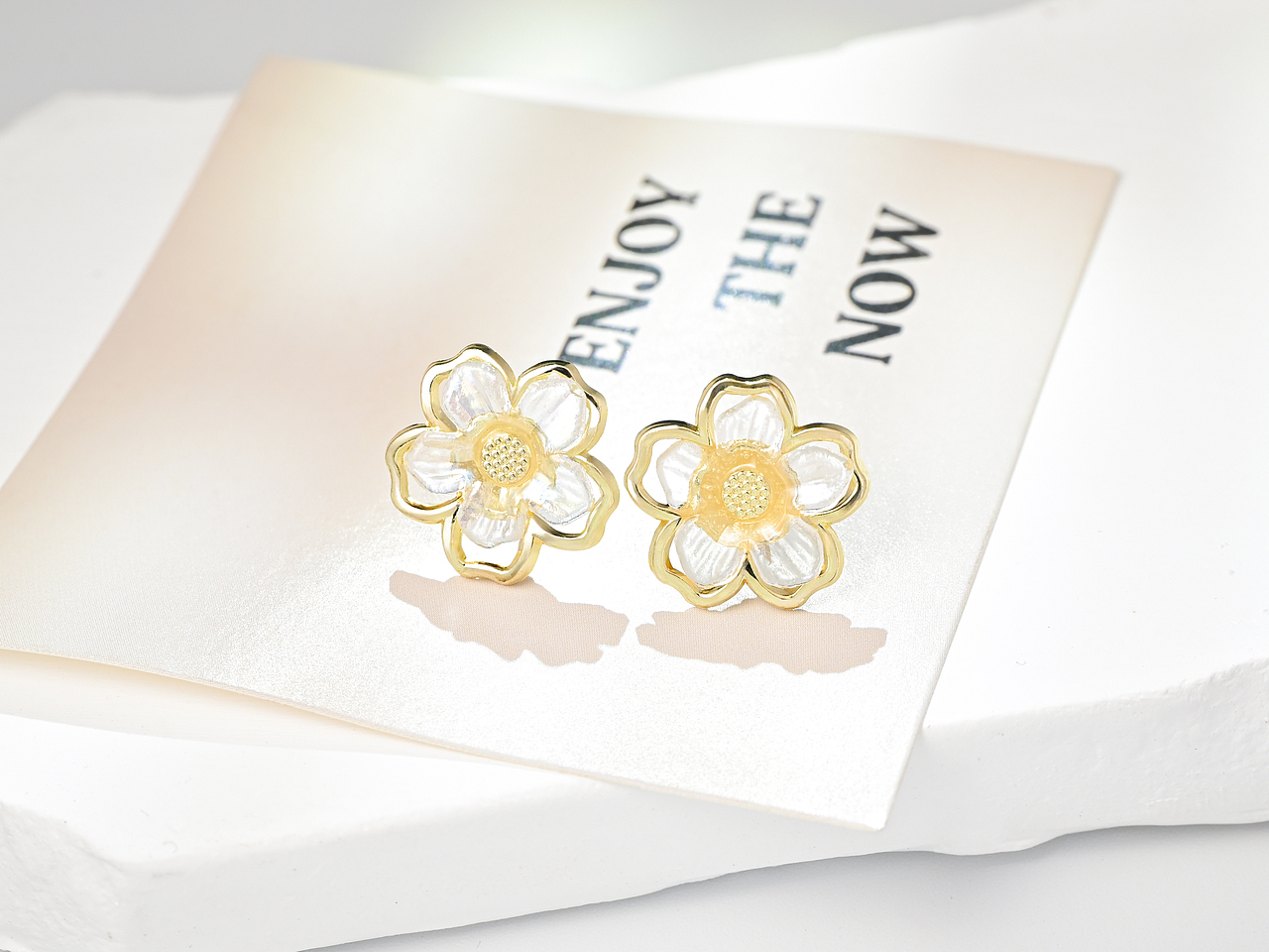 近期拍摄的一些耳饰