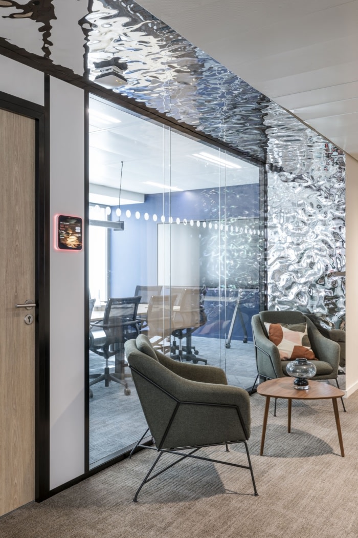 办公楼装修：从元素象征到科技升华 重塑企业价值观空间（图ZMTUyODMxMDA=） - 资讯 - 站酷设计师凯悦办公装修原创素材 - 站酷ZCOOL