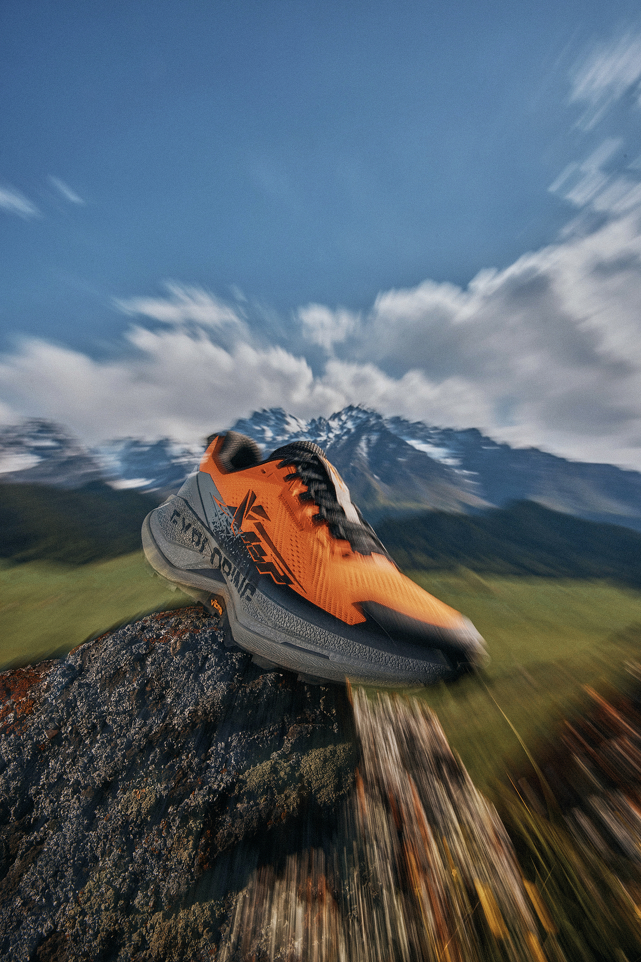 奔跑定格！自由感拉满的户外大片（图ZMzk5MDkxODAw） - 修图/后期 - 站酷设计师像素视觉studio原创素材 - 站酷ZCOOL