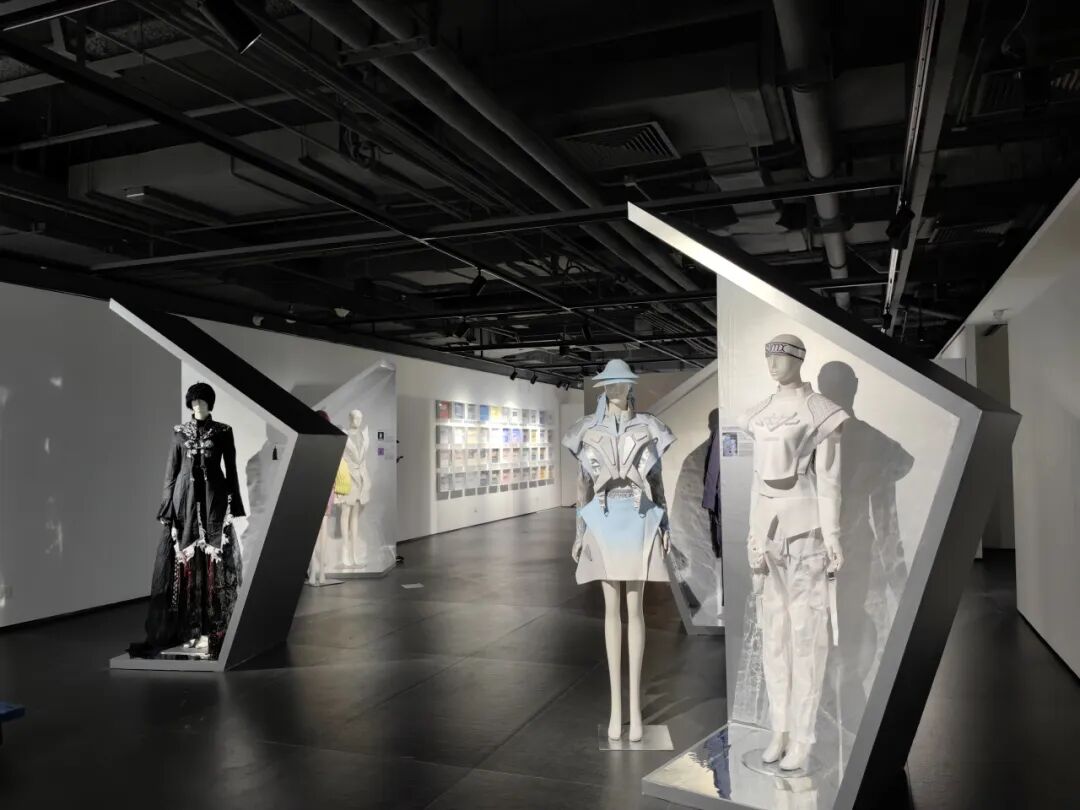2025深圳环球设计大奖“鲲鹏奖”作品展正在展出！（图ZMTUyODY4MDA=） - 资讯 - 站酷设计师站酷资讯原创素材 - 站酷ZCOOL