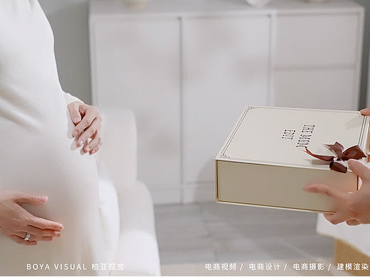 海外母婴品牌礼品视频｜THEMOMSEDIT 礼盒套装 X BOYA 