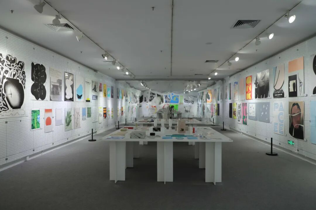 一天世界：日本平面设计大展（图ZMTUyODgyNDA=） - 资讯 - 站酷设计师站酷资讯原创素材 - 站酷ZCOOL