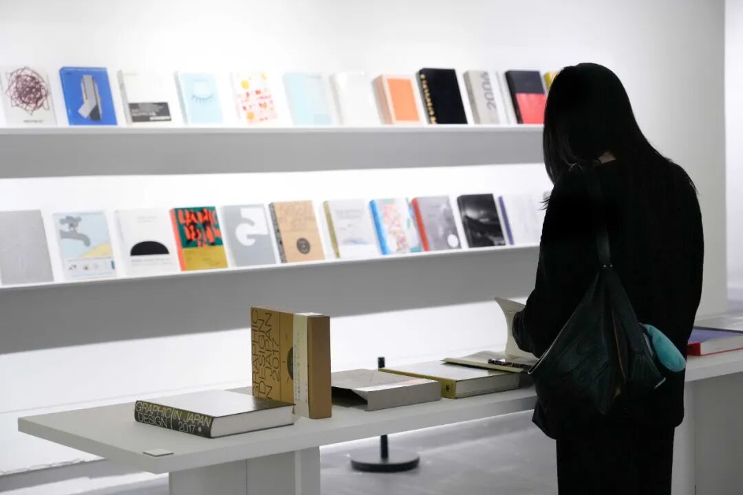 一天世界：日本平面设计大展（图ZMTUyODgyNDg=） - 资讯 - 站酷设计师站酷资讯原创素材 - 站酷ZCOOL