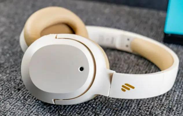 哪种牌子的头戴式耳机比较好？头戴耳机排名前十的品牌推荐 