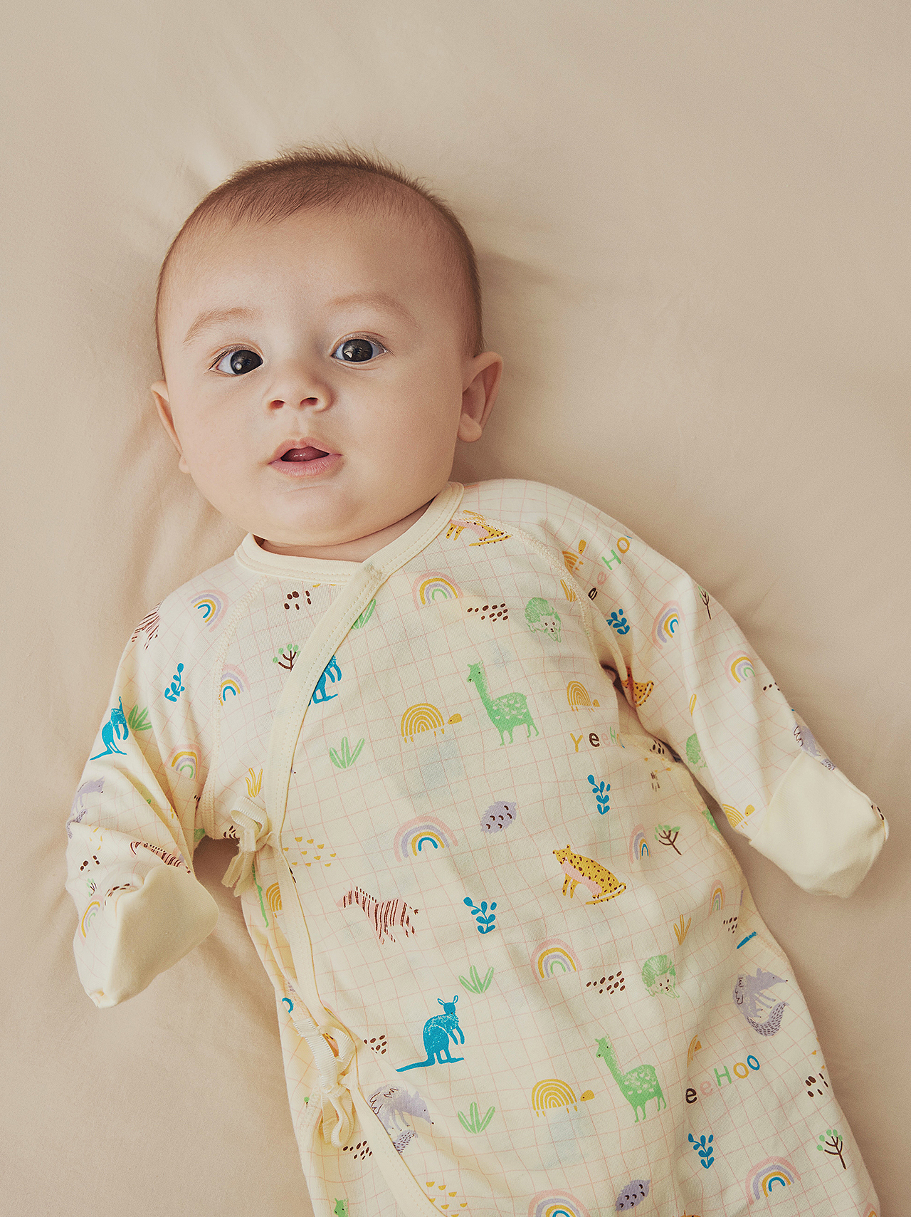 英氏新生儿系列 X 好事实验室 | 儿童童装摄影（图ZMzk5MjM5OTQ0） - 人像摄影 - 站酷设计师好事实验室原创素材 - 站酷ZCOOL