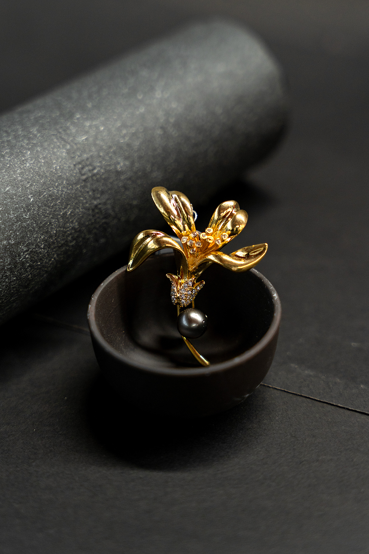 胸针产品摄影修图