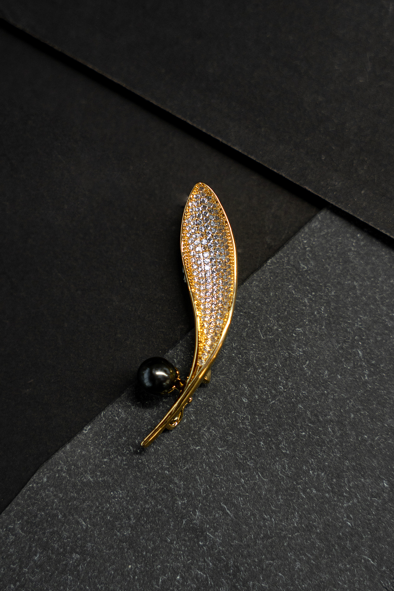 胸针产品摄影修图