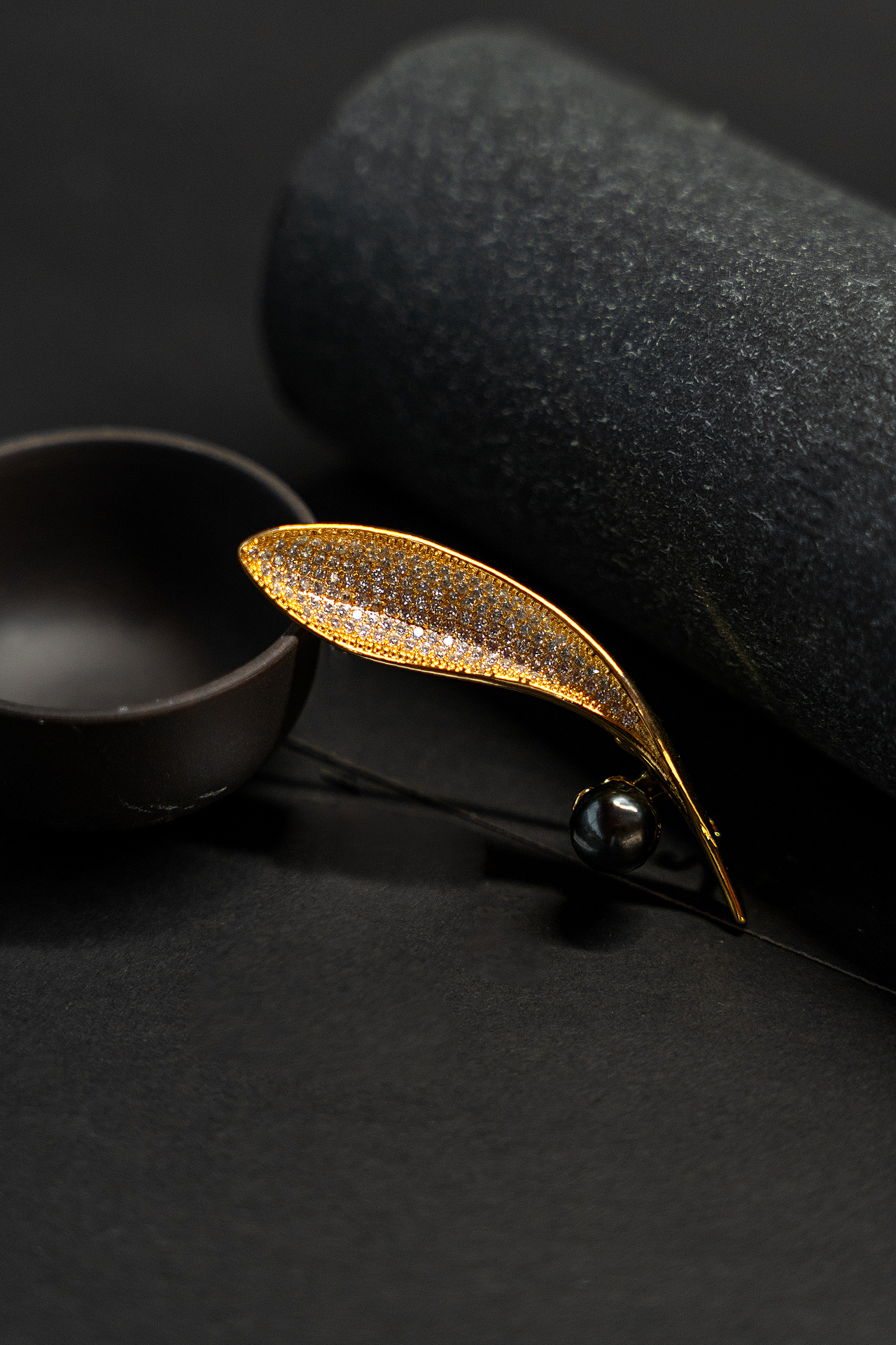 胸针产品摄影修图