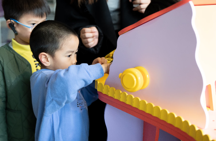 deTour Kids
Via deTour 设计节