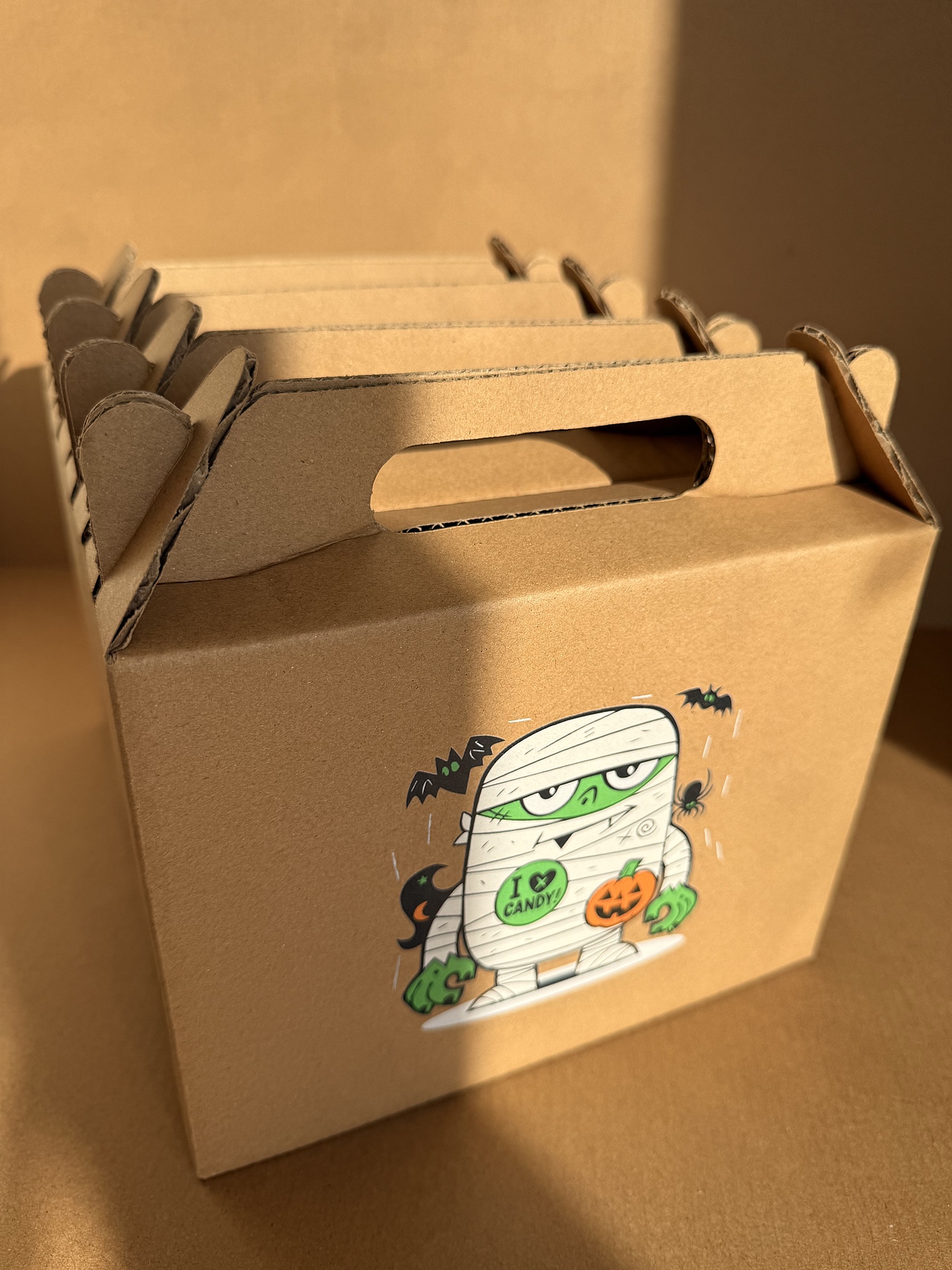 恰到好处的节日感:为精品好物搭配合身瓦楞盒