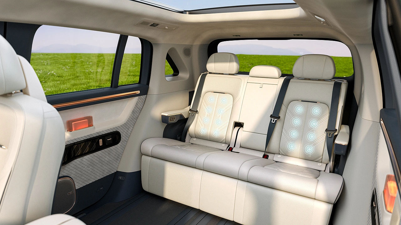 ZEEKR MIX 2024（图ZMzk5Mjg1NTQ4） - 产品 - 站酷设计师圣焰影视原创素材 - 站酷ZCOOL