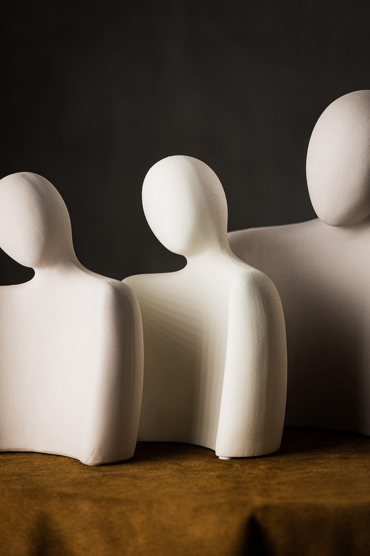 《冬雨》| 陶瓷工艺品 | 装饰品 | 摆件（图ZMzk5MzM1NDky） - 产品摄影 - 站酷设计师一毛拍美器原创素材 - 站酷ZCOOL