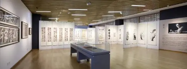 “笔阵横扫——舒同120周年诞辰书法文献展”暨学术交流会在上海推出（图ZMTUyOTkzNDg=） - 资讯 - 站酷设计师壹号观察原创素材 - 站酷ZCOOL