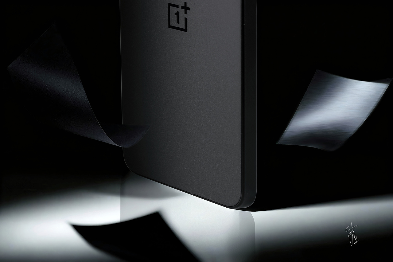 一加 Ace 6T 闪速黑